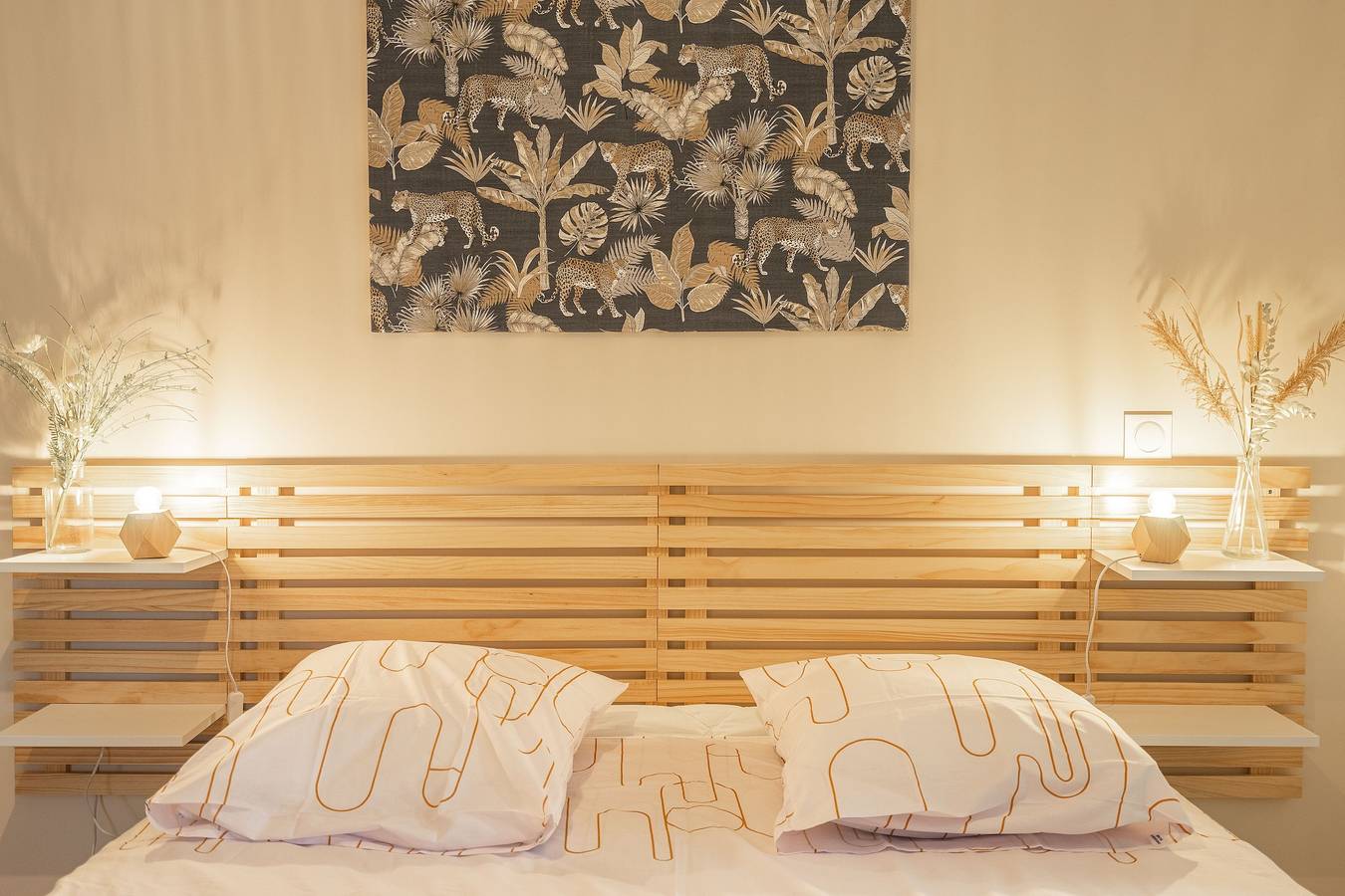 Casa Vacanze in Centro con Terrazza Privata, Giardino e Balcone in Ronce-les-Bains, La Tremblade