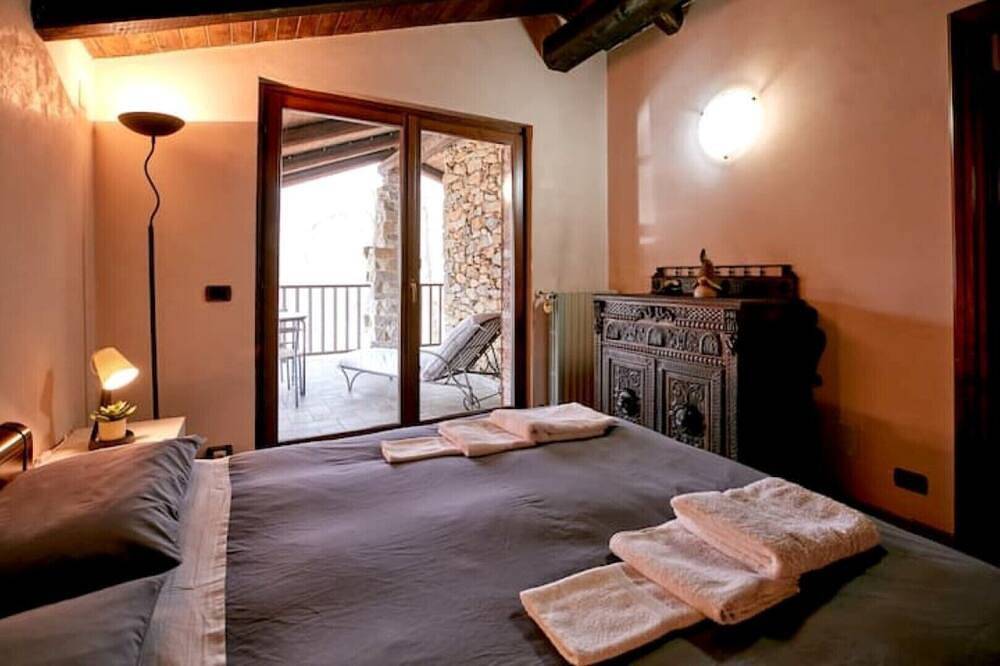 [Cottage with Garden] ⭑⭑⭑⭑⭑ - Wifi, Dogs Allowed in Miagliano, Walliser Alpen