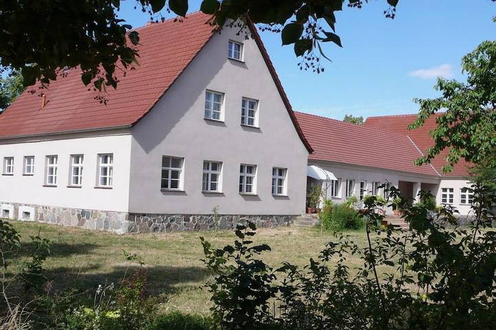 Bauernhof für 11 Personen, mit Terrasse und Garten in Uckermark