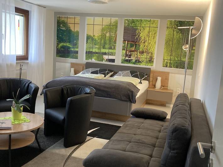Entire apartment, Palmengarten Apartment, 42 sqm, 1 Living/Sleeping Room, Max. 2 Guests, 4 Stars - Dtv Certified in Lichtenstein, Neckar-Alb