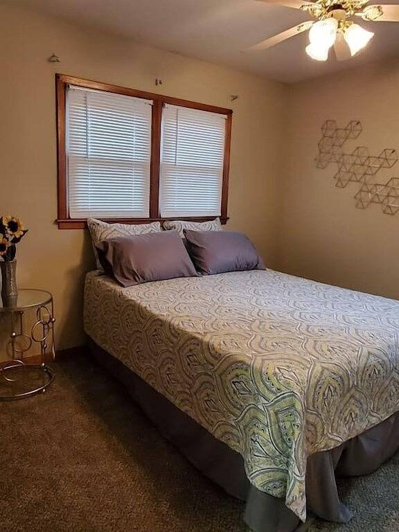 Cute 3Br 3Ba Handicap Acc Br and Ba Wifi Smart Tv in Wichita, Kansas