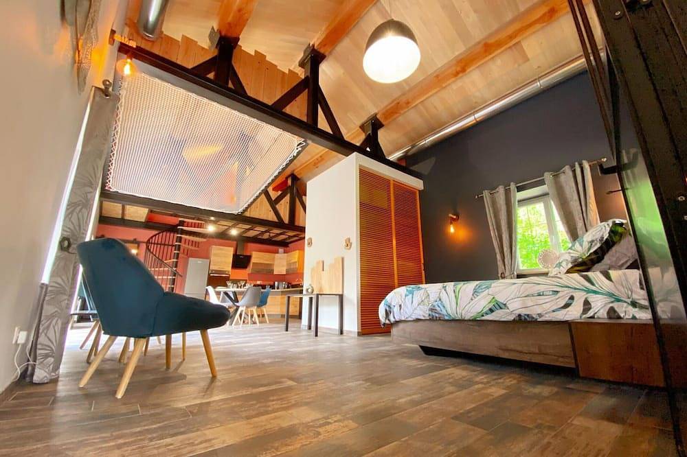 Loft industriel avec Spa, Sauna et Hammam en Touraine – Jardin clos et équipements haut de gamme in Marigny-Marmande, Parc naturel régional Loire-Anjou-Touraine