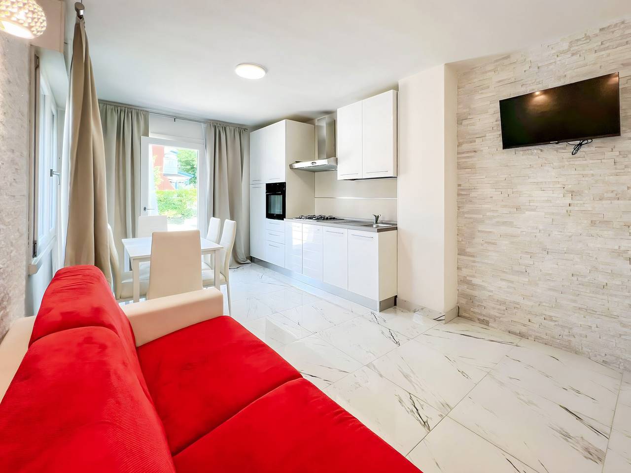 Ganze Wohnung, Landhaus 'Plutone' mit privater Terrasse und Klimaanlage in Bibione, San Michele al Tagliamento
