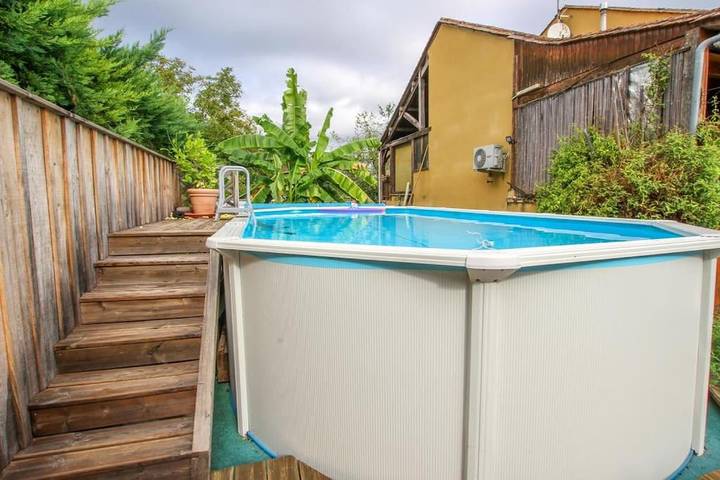 Location de vacances pour 6 personnes, avec piscine ainsi que balcon et jardin à Allas-les-Mines - 4