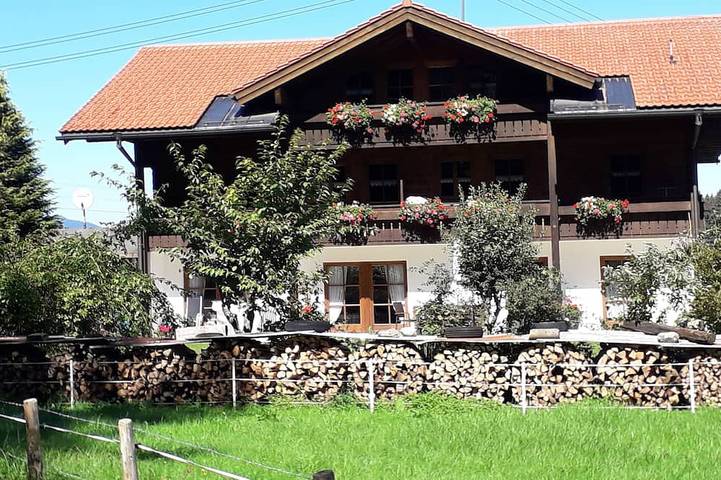 Ferienhaus für 2 Personen, mit Balkon und Garten in Fischen