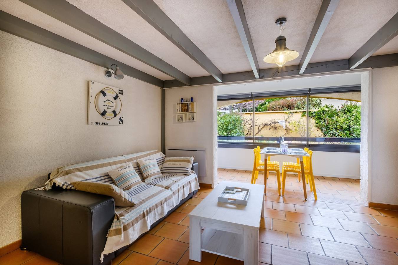Appartement entier, Appartement 'Mas De La Mer T2 Mezzanine' avec climatisation in Théoule-sur-Mer, Massif de l'Esterel