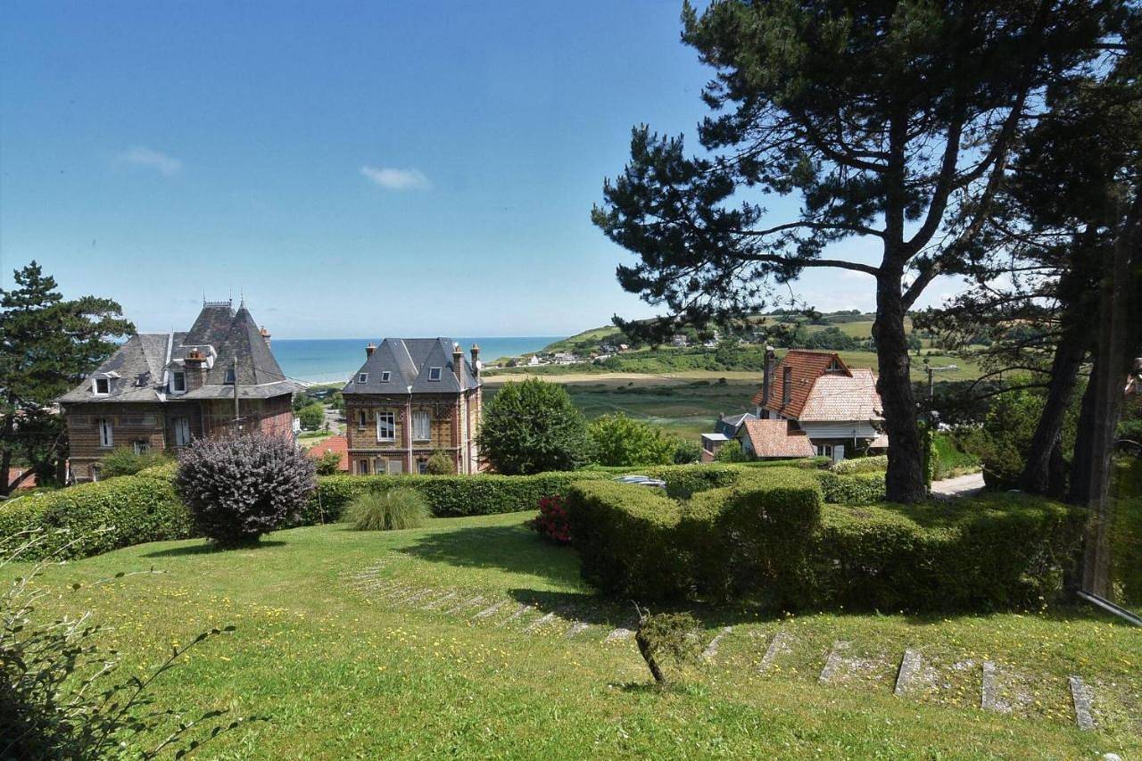 Appartement entier, Les Pins Maison Vue sur Mer in Pourville-sur-Mer, Hautot-sur-Mer