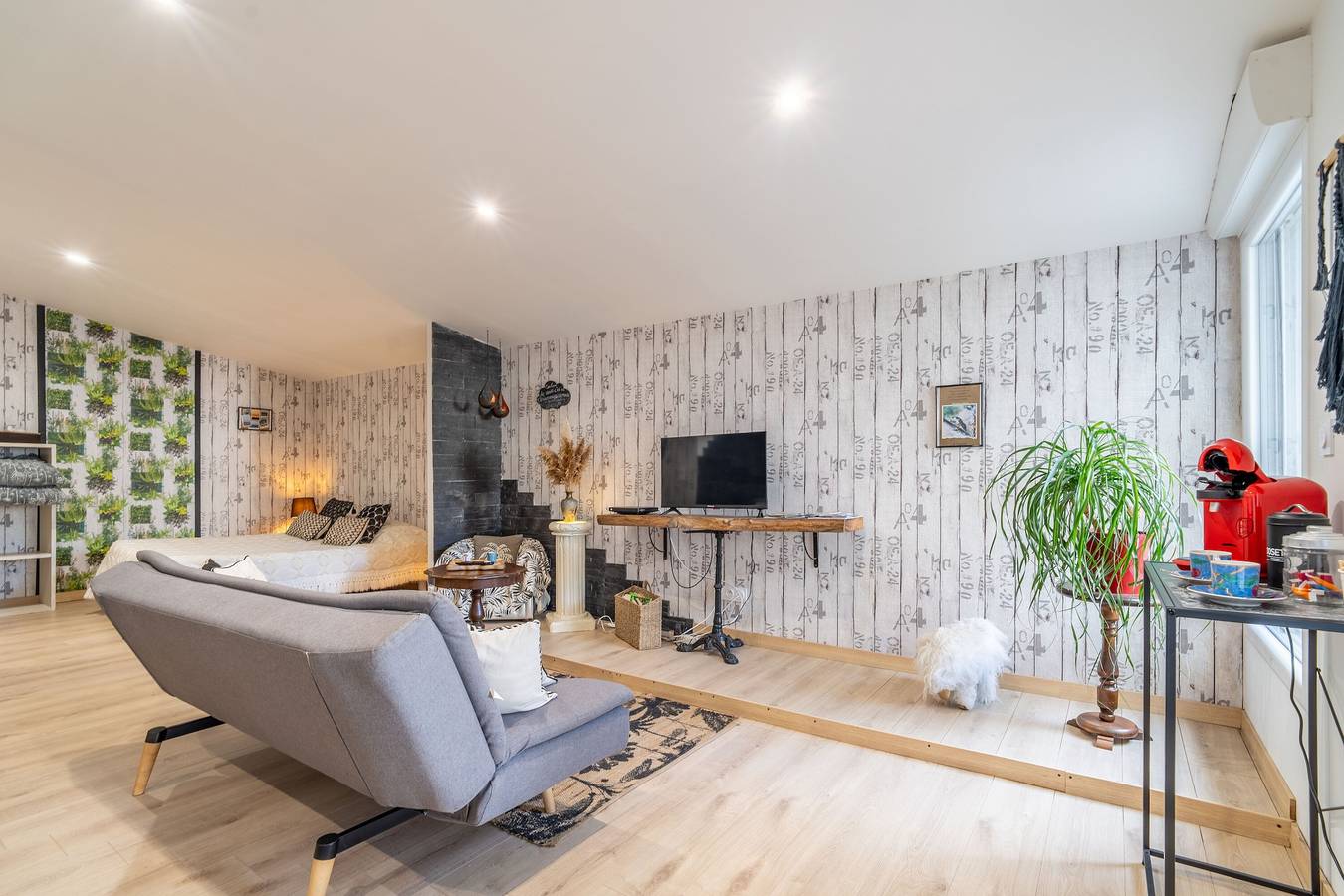 Apartamento entero, Apartamento 'Gîte La Tchoupetta' con Wi-Fi y aire acondicionado in Peyriac-de-Mer, Region de Narbonne