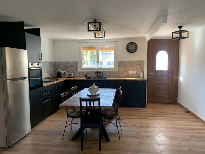 Location de vacances pour 5 personnes, avec jacuzzi ainsi que jardin et terrasse dans Base Nature François Léotard - 2