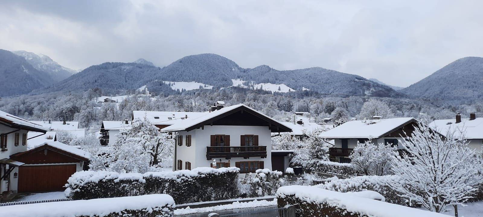 Ganze Ferienwohnung, Bettinas Haus - 4 Sterne Ferienwohnung im Erdgeschoss 51 qm für max. 4 Pers. in Wendelstein, Brannenburg