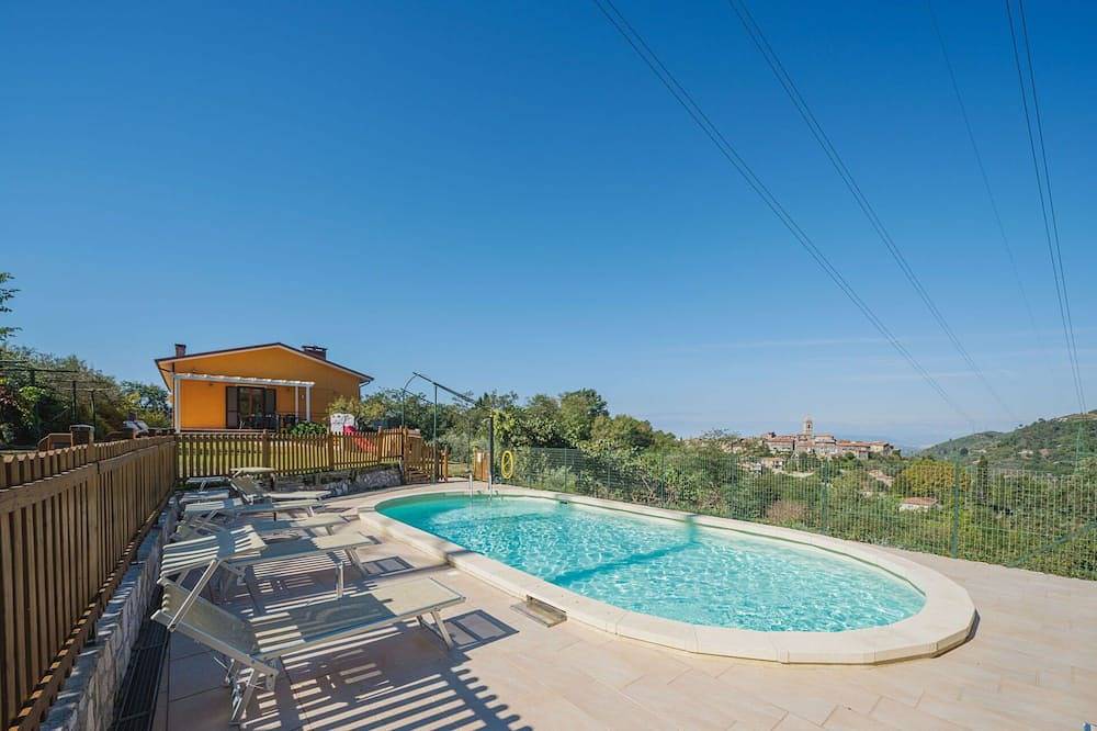 Casa vacanza a Versilia a partire da 287€ a notte