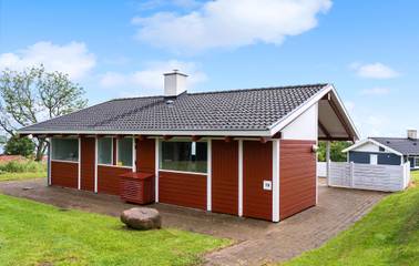 Ferienhaus für 6 Personen, mit Pool und Terrasse sowie Garten, mit Haustier in Løjt