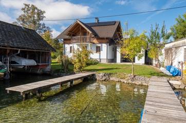 Ferienhaus für 6 Personen, mit Ausblick und Seeblick sowie Garten im Salzkammergut
