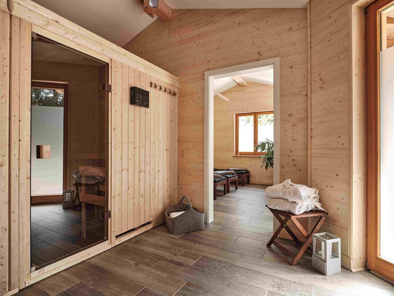 Hotel Hochfirst - Holzblockhäuser - Holzblockhaus mit 70 qm, 2 Schlafzimmer, 1 Wohn- / Schlafbereich, max. für 6 Personen in Suedlicher Schwarzwald, Lenzkirch