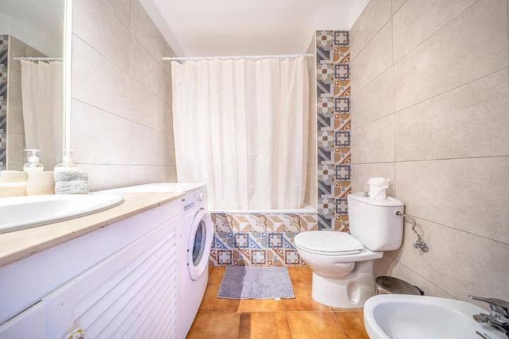 Club vacances pour 4 personnes, avec jardin ainsi que bassin pour enfant et vue à Tenerife - 2