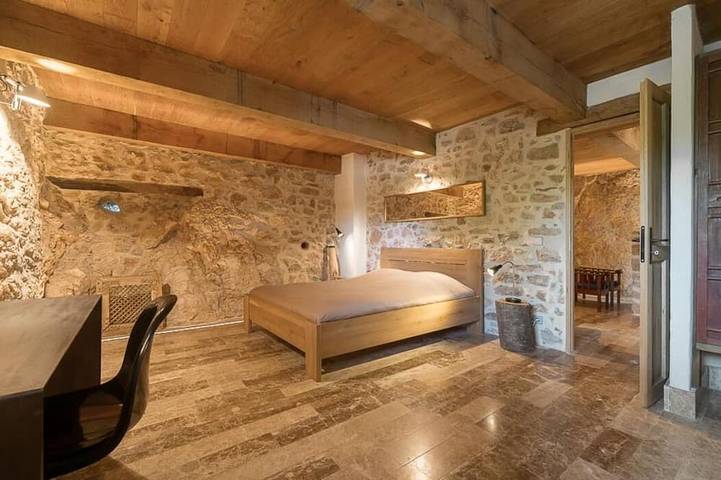 Location de vacances pour 10 personnes, avec balcon et jardin à Ampus - 4