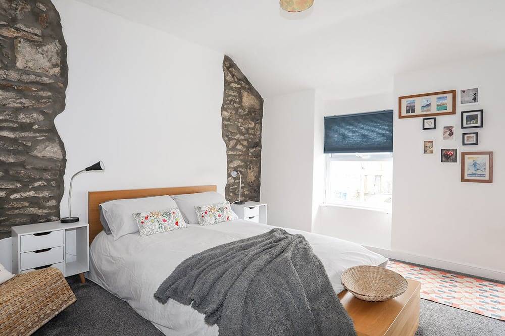 5 Thomas Street, family friendly, with a garden in Llanberis in Llyn Padarn, Snowdonia