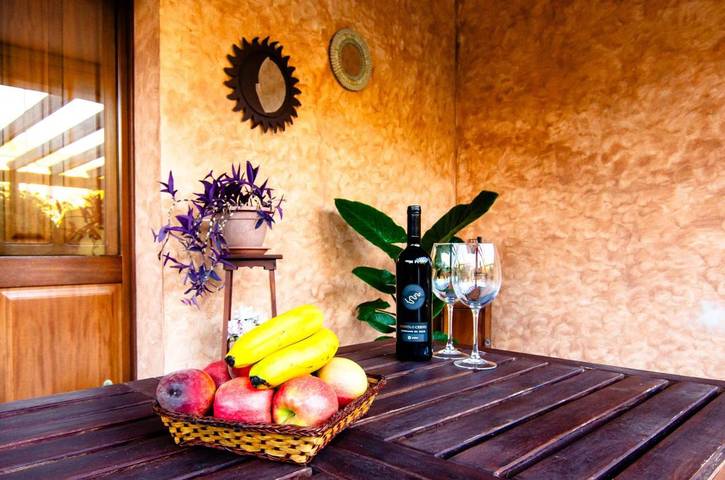 Gîte pour 5 personnes, avec terrasse et jardin à Tempio Pausania