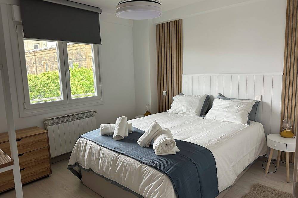 Entire apartment, Home of Wine & Comfort in the Heart of Haro in Haro, La Rioja Province