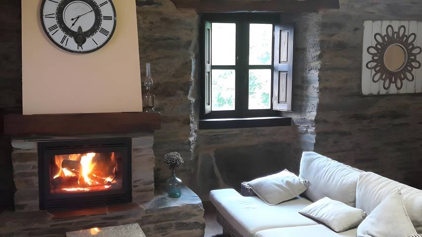 Casa rural para 6 personas, con Balcón y Jardín en Galicia - 2