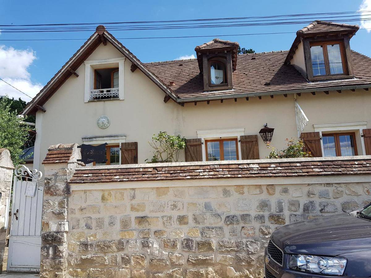 Double Room with Terrace in Bourron-Marlotte, Seine-et-Marne