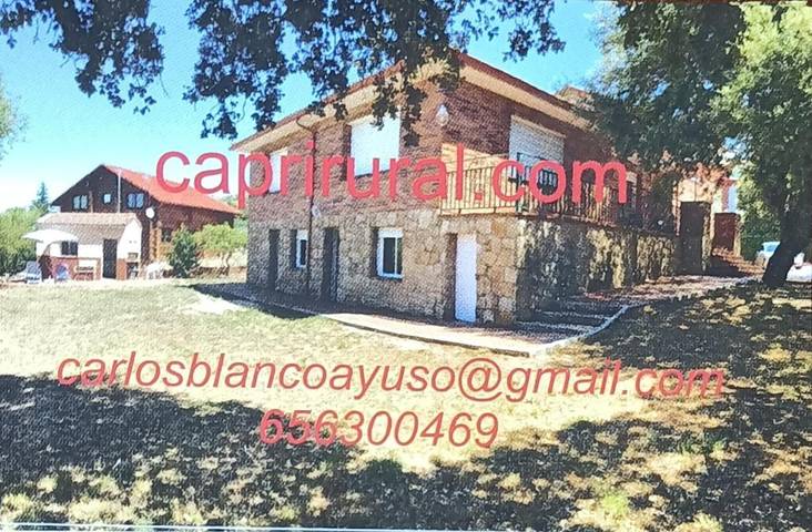 Apartamento para 14 personas, con sauna y piscina además de vistas y jardín en El Espinar