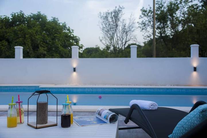 Ferienwohnung für 8 Personen, mit Balkon und Garten in Marina