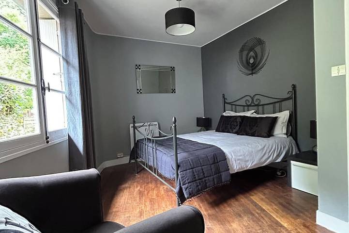 Gîte pour 5 personnes, avec jardin - 1