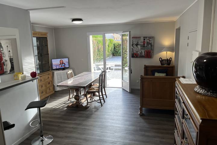 Gîte pour 3 personnes, avec Terrasse et Jardin