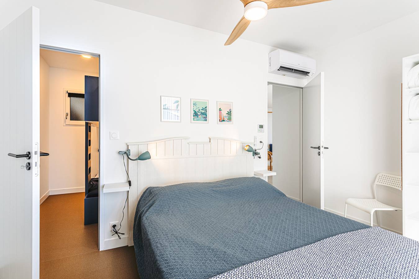 Appartement entier, Appartement La Dune avec jardinnet, vue sur mer, terrasse privée et Wi-Fi in Rivedoux-Plage, Île de Ré