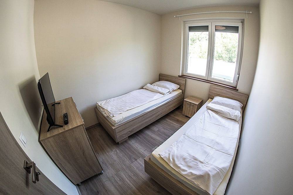 Ganze Wohnung, Berek Thermál Apartment mit Thermalbad - Apartment 4 in Berekfürdő, Komitat Jaß-Großkumanien-Sollnock