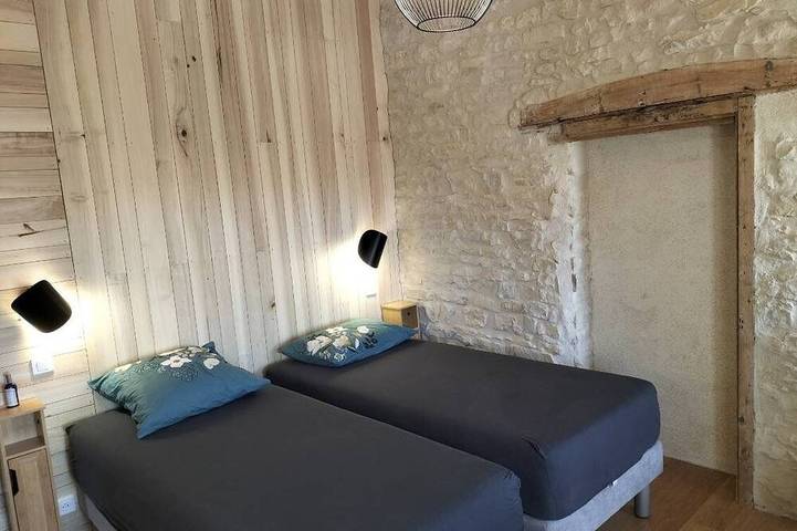 Location de vacances pour 4 personnes, avec terrasse à Nieul-sur-Mer - 2