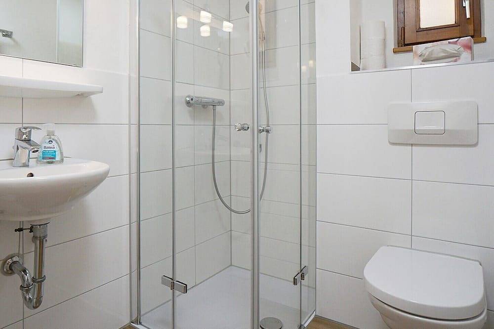Ganze Wohnung, Ferienwohnung Kandel, 80qm, 2 Schlafzimmer, max. 5 Personen in Simonswald, Südschwarzwald
