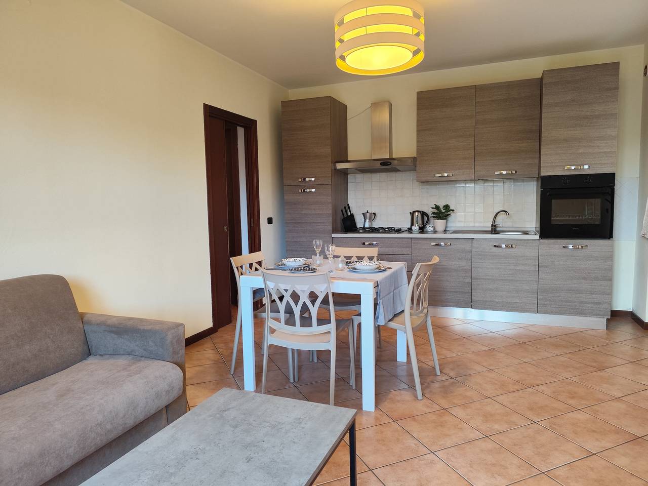 Appartement entier, Peschiera Monte Baldo in Peschiera del Garda, Montagnes autour du lac de Garde