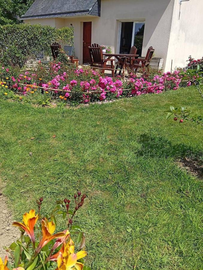 Location de vacances pour 4 personnes, avec Terrasse ainsi que Jardin et Vue à Bourg-Blanc - 2
