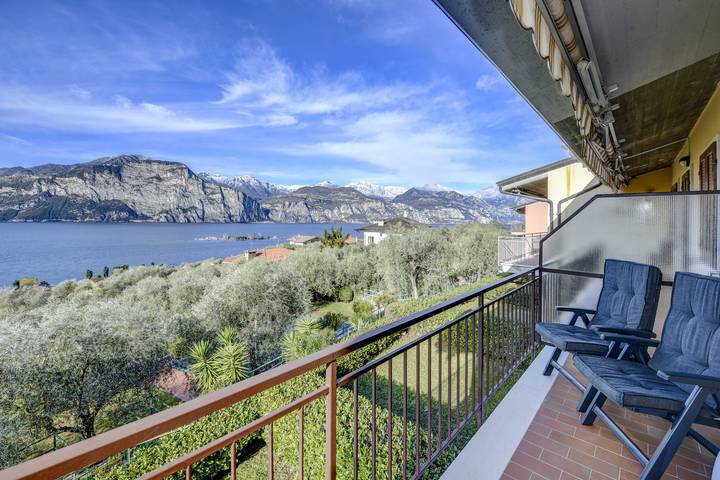 Gîte pour 5 personnes, avec balcon et vue sur le lac à Brenzone - 4