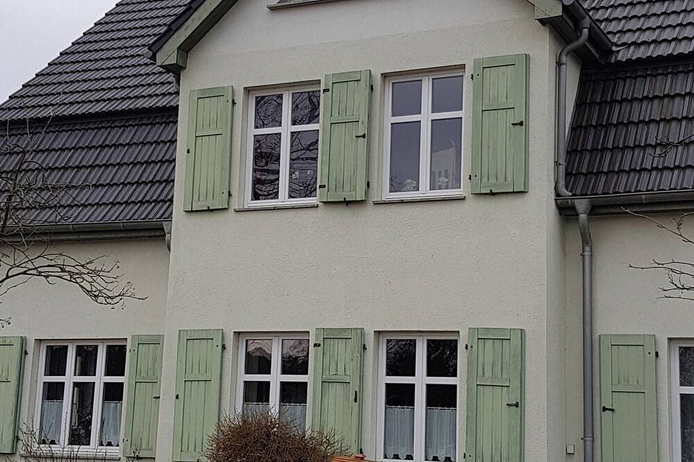 Ganze Wohnung, Kinderfreundliche Ferienwohnung zentral gelegen und naturnah in Templin, Barnimerland Region