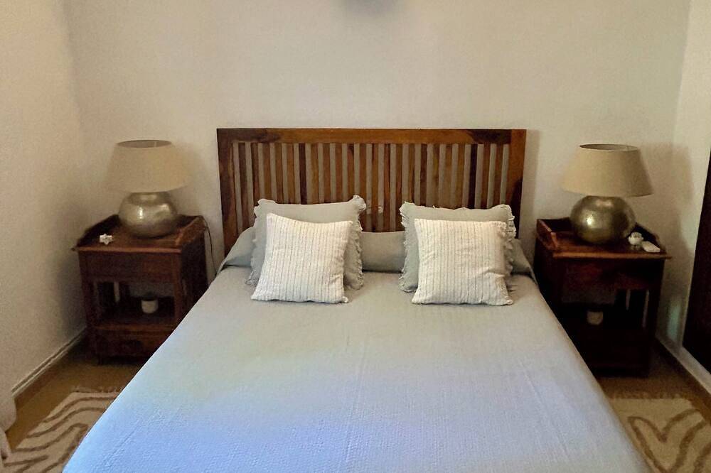 Mooi huis voor 6 personen op het platteland in Sant Carles de Peralta, Santa Eulària des Riu