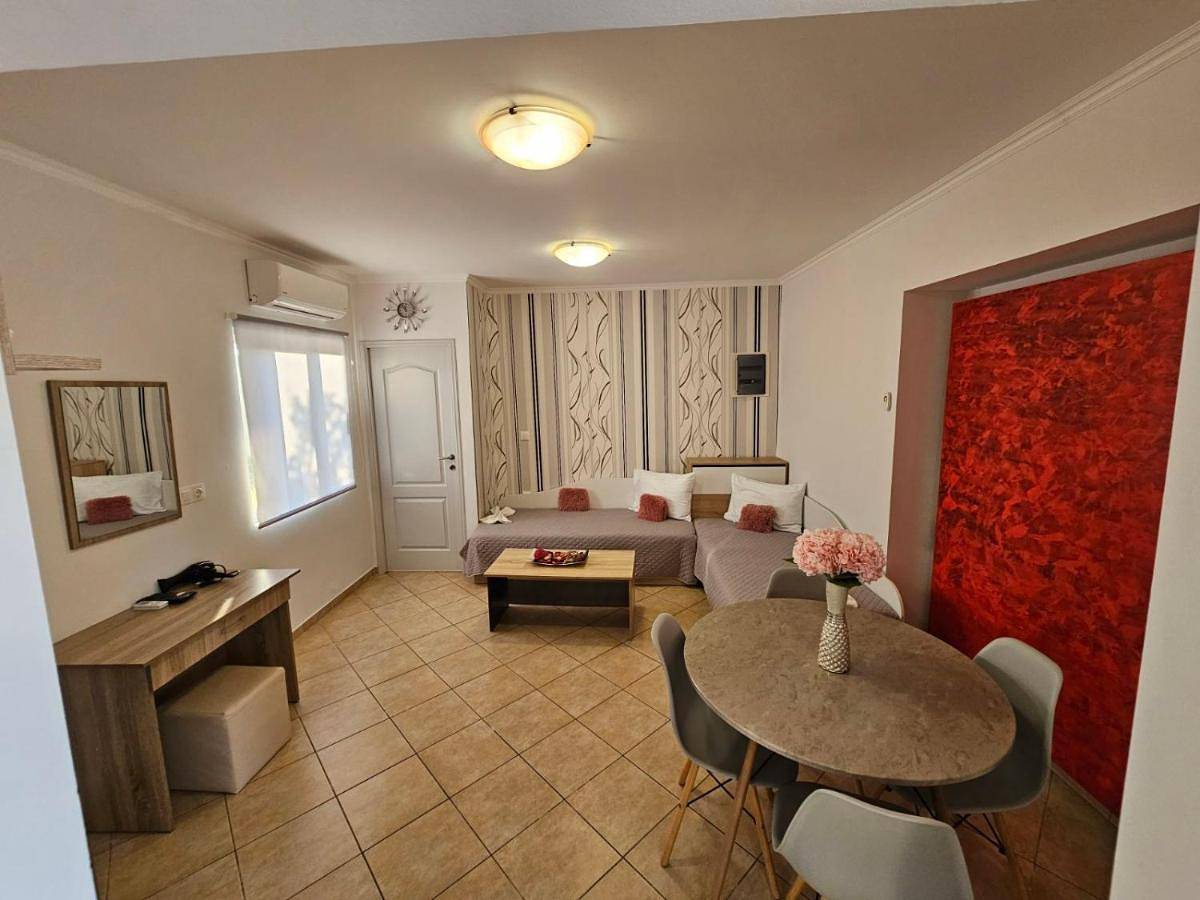 Geheel appartement, One-Bedroom Apartment in Faliraki, Rhodos