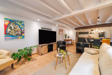 Gîte pour 12 personnes, avec terrasse dans Notre-Dame-d'Allençon