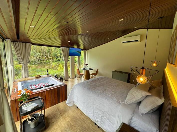 Gîte pour 2 personnes, avec jardin et jacuzzi à São Roque - 4