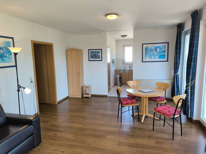 Ferienwohnung für 4 Personen, mit Balkon in Göhren - 2