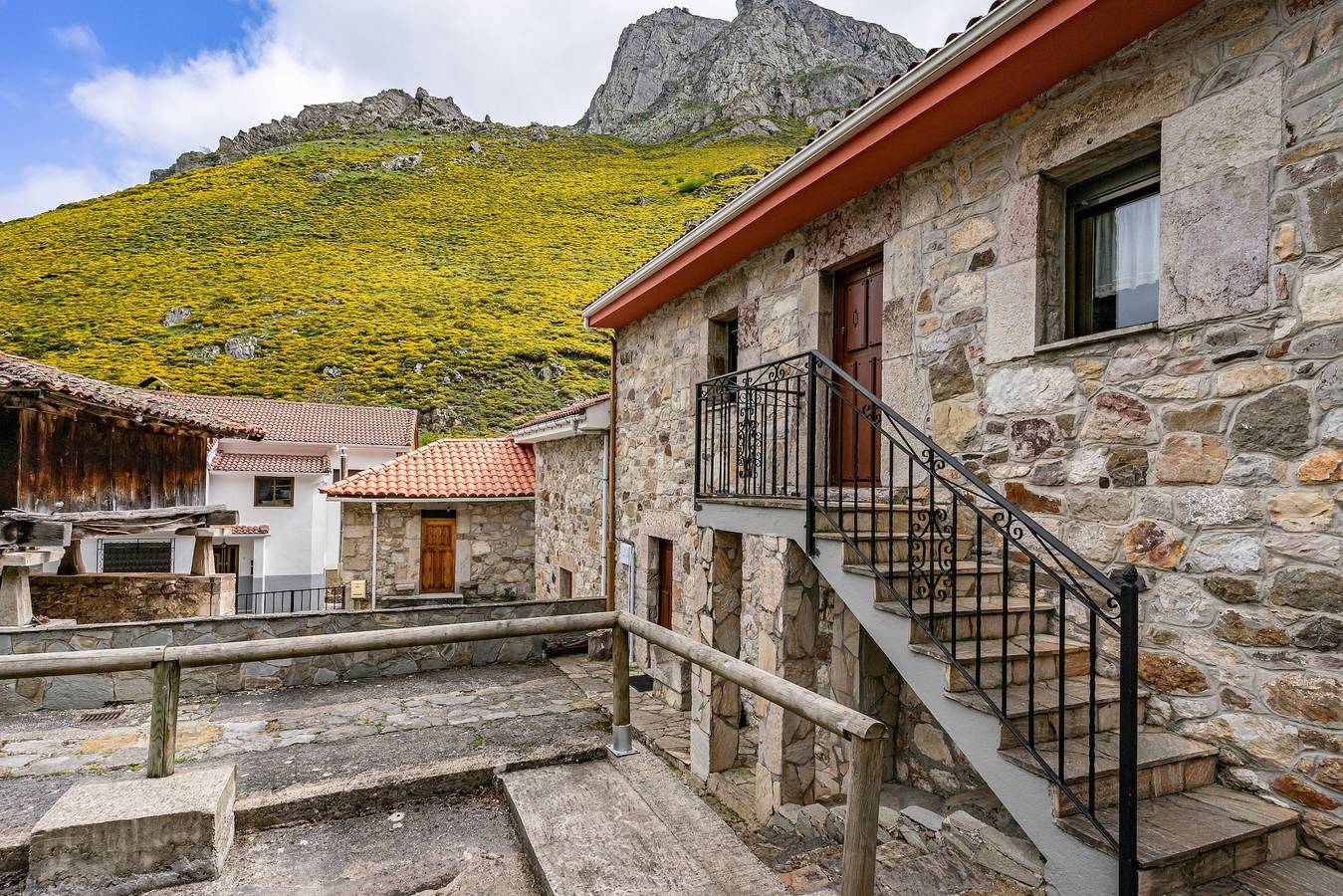 Ferienwohnung 'Lorences B' mit Bergblick in Somiedo, Cordillera Cantábrica