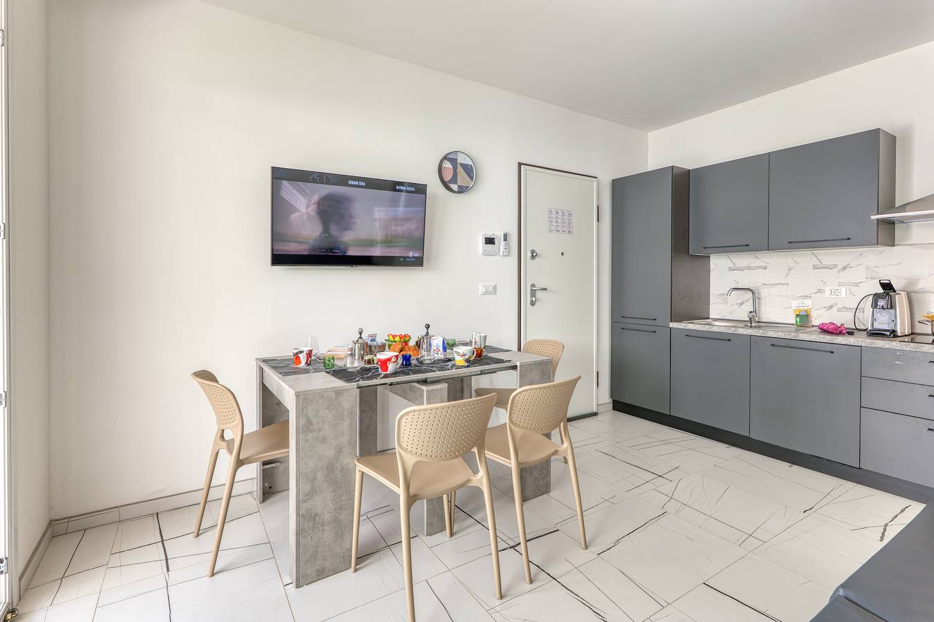 Appartamento intero, Marina Resort - Pool And Parking Lux in Borghetto Santo Spirito, Riviera di Ponente
