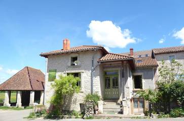 Gîte pour 2 personnes, avec vue et jardin à Chissey-lès-Mâcon
