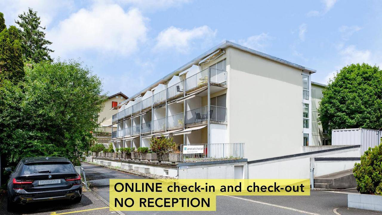 Anstatthotel Luzern - app self-check-in in Luzern Reussbühl, Lucerna