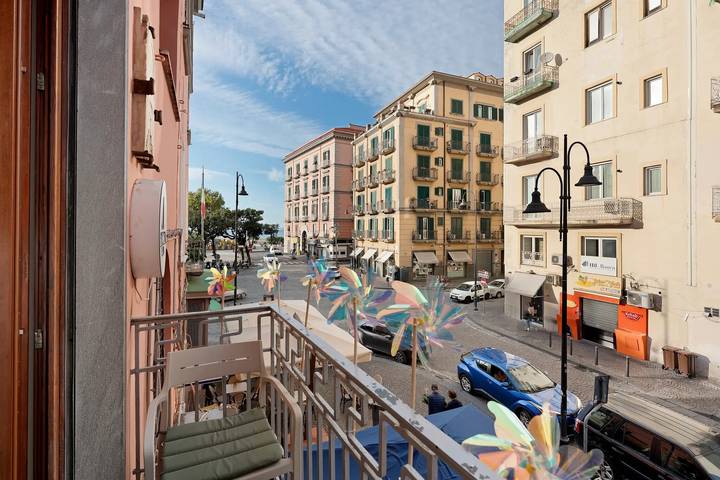 Room 'Armonica Rooms - Camera Anteros' with Wi-Fi and Air Conditioning in Castellammare di Stabia, Sorrento Coast