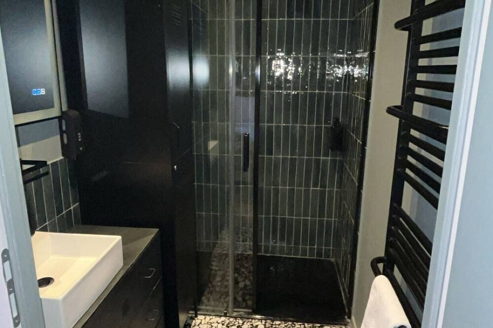 Appartement entier, Appartement Racine (Appart. 1) sur jardin avec cheminée in Villers-Cotterêts, Aisne