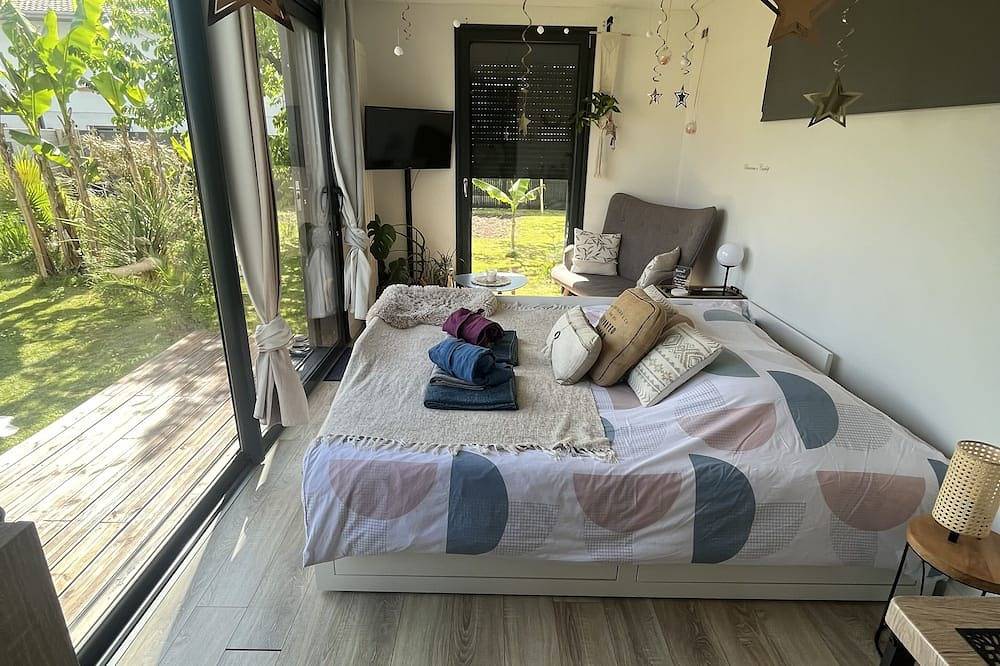 Casaloft- Loft+ le Jacuzzi Privatif in Saint-Vincent-de-Tyrosse, Dax region