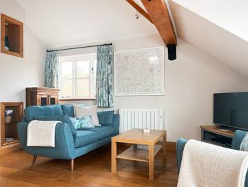 Log Cabin for 2 People in Brailes, The Cotswolds, Photo 2